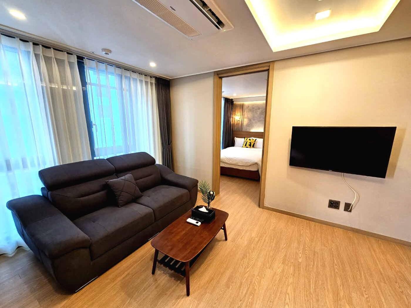 Raviens라비앙즈 Hotel ปูซาน ภายนอก รูปภาพ